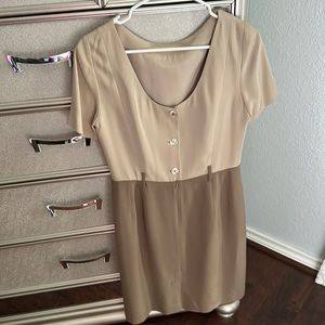 Size 8 tan and brown color blocked short sleeve dress